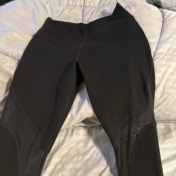 Fabletics Black NWT Size M. Never worn. 74.95. Mesh accents. - Picture 2 of 10